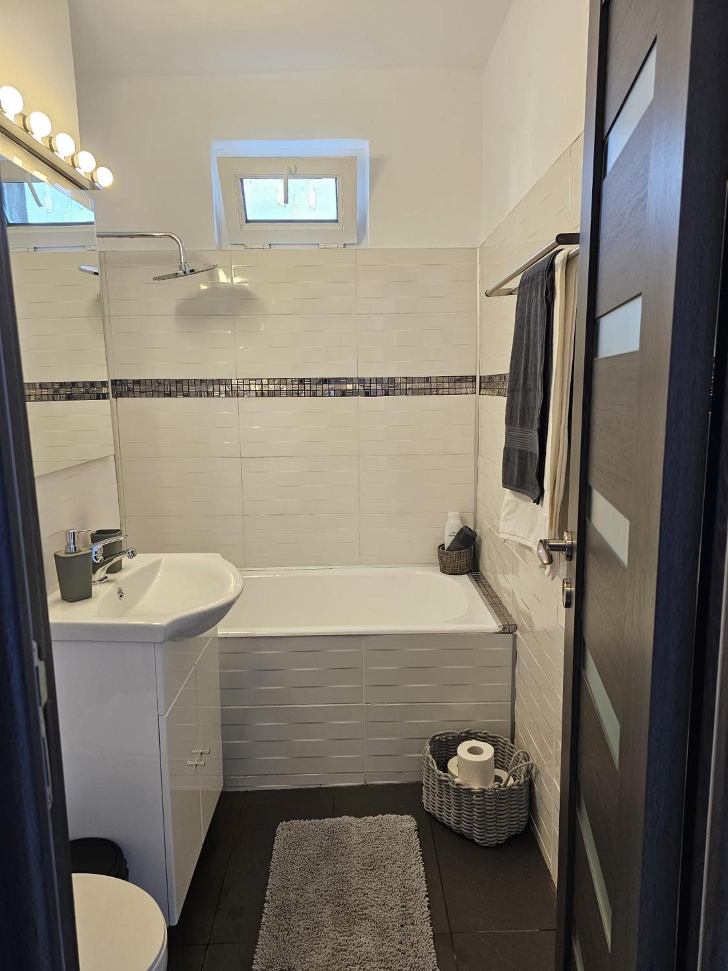 Hortensia Apartment Tomis Nord Екстериор снимка